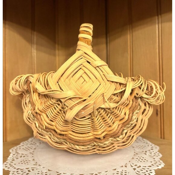 Vintage Handcrafted Butt Basket Eye of God Handle Unique Decorative Weaving Deta - Picture 1 of 8
